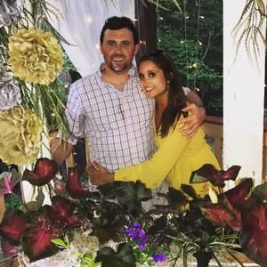 Meet your Posher, Hilary